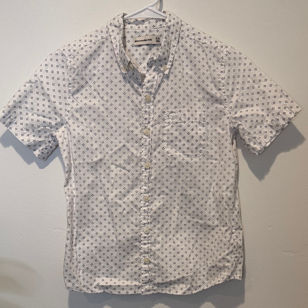 Abercrombie Kids White/Navy Patterned Button Down Shirt - youth 9/10